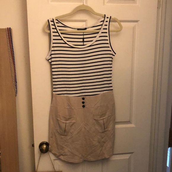 Ouges dress - Picture 1 of 5